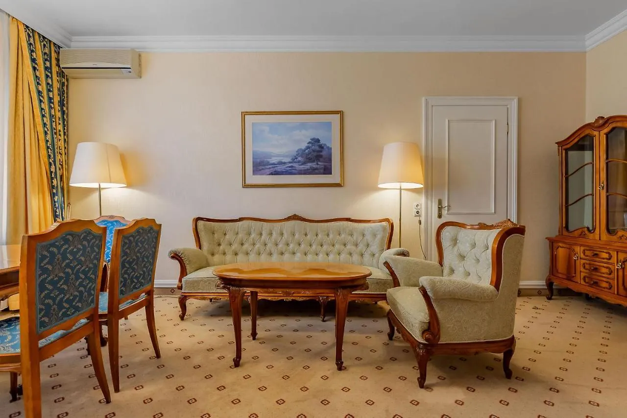 Natsionalny Hotel Kyiv