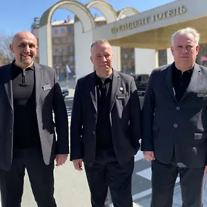 4* Otel President