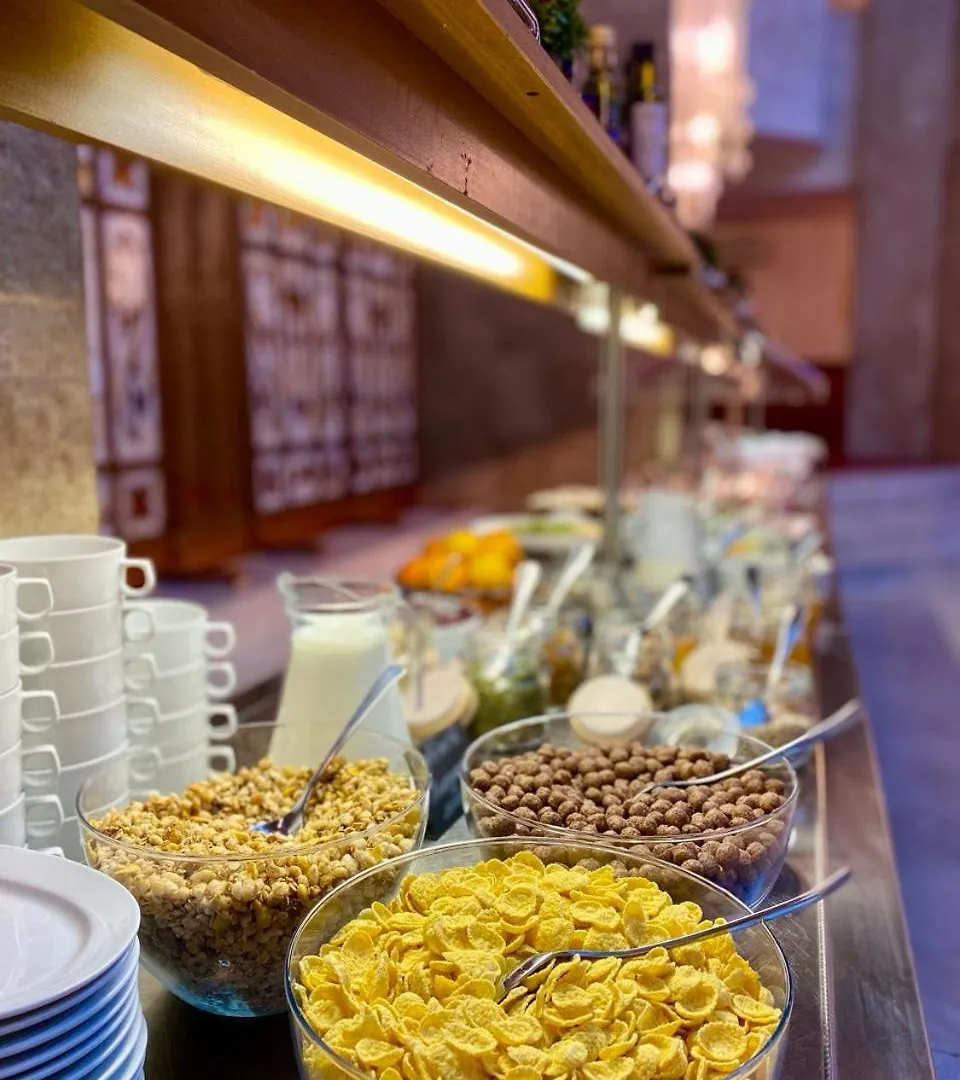 Natsionalny Hotel Kyiv