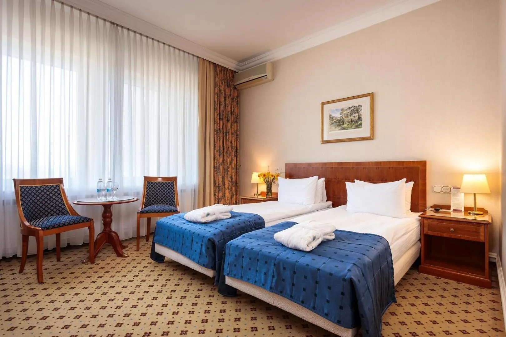Natsionalny Hotel Kyiv Ukraine