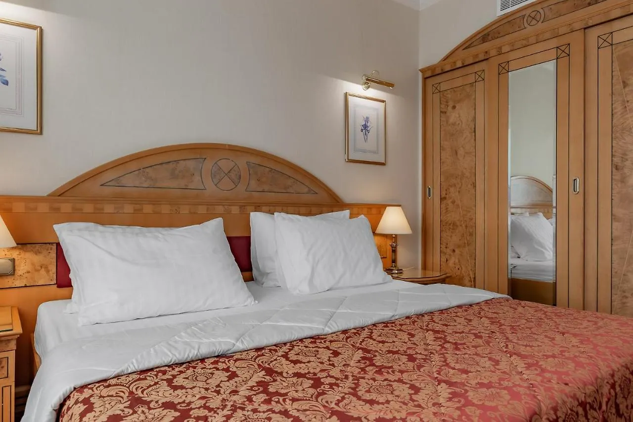 Natsionalny Hotel Kyiv