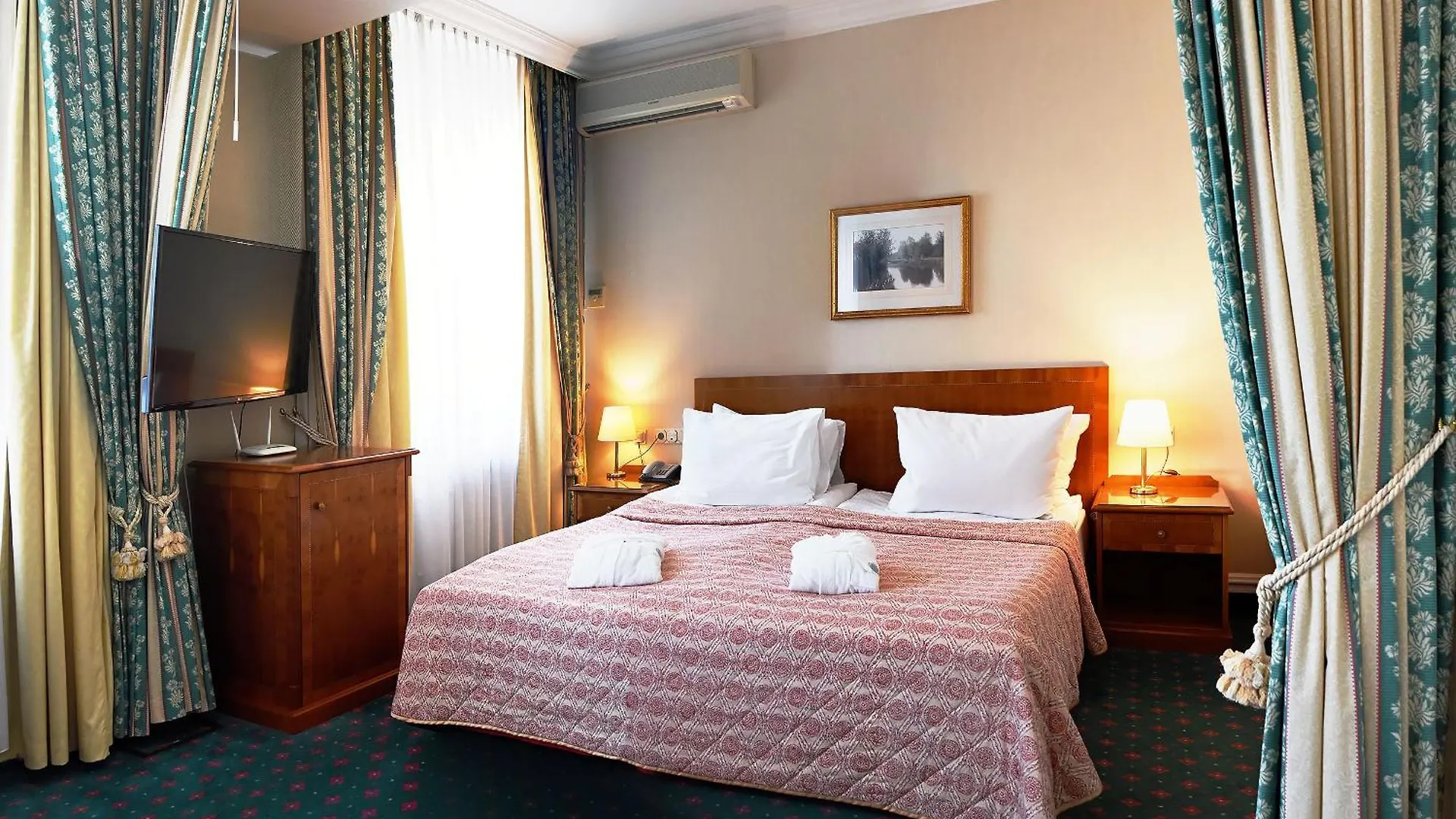 Natsionalny Hotel Kyiv