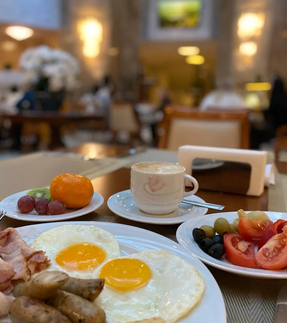 Natsionalny Hotel Kyiv